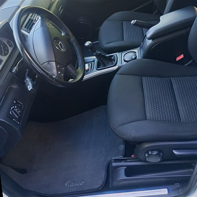 Intérieur Mercedes nettoyé